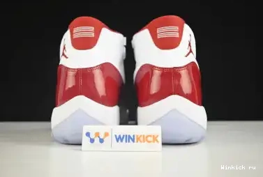 Air 11 Jordan “Cherry” 0704